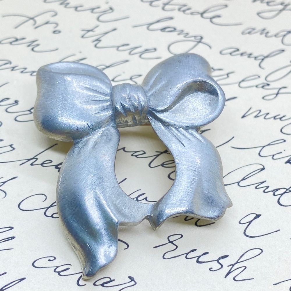 LCD Coquette Girl Bow Brooch Vintage Pewter Tone